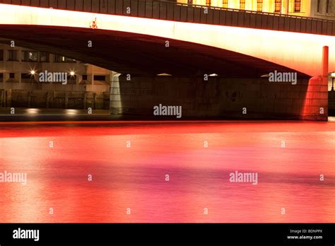 London Bridge at night Stock Photo - Alamy