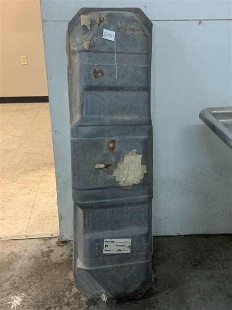 Gas Tank Aumann Auctions Inc