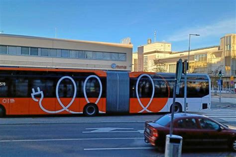 Suosittu Bussilinja Siirtyy Toistaiseksi Poikkeusreitille