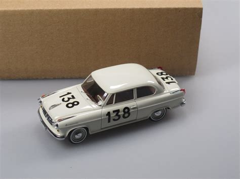 Se Modell Borgward Isabella Mille Miglia Resin