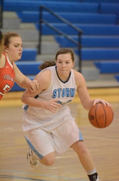 Poor First Half Dooms Lady Storm College