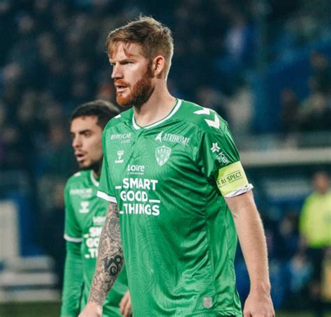 ASSE Les propos émouvants de Gaëtan Charbonnier dont la saison est