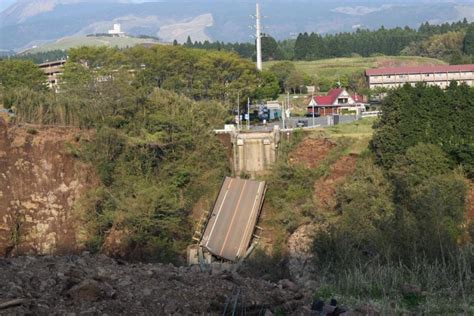 阿蘇大橋（残った橋桁等） 震災遺構一覧 熊本地震ミュージアム 記憶の廻廊について 熊本地震震災ミュージアム