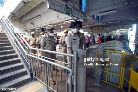 Noida Sector 18 Metro Station Photos and Premium High Res Pictures ...