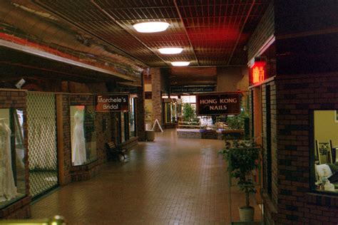80s Mall Rliminalspace