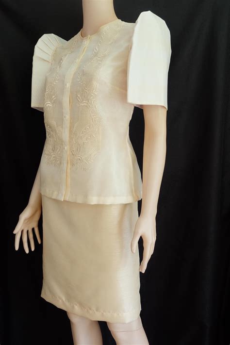 Modern Filipiniana Ladies Barong Tagalog Blouse In Mestiza Sleeves