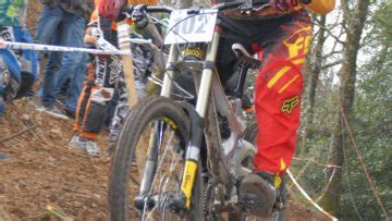 Coupe de Bretagne VTT Descente 1 à Ploeuc sur Lié 22 Badouard le