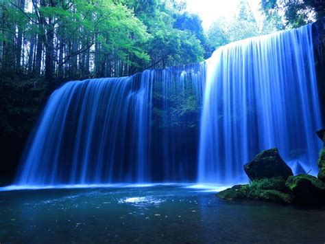 阿蘇山の噴火が生んだ絶景、鍋ヶ滝公園：自然の力と美を体感 Kumaapi