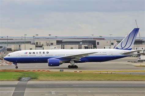 United Airlines Boeing 777 N784UA MSN 26951 Boeing 777 222 Flickr