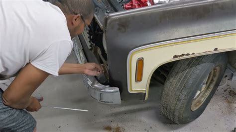 How To Remove A Square Body Chevy Truck Fender Chevy C Gmc