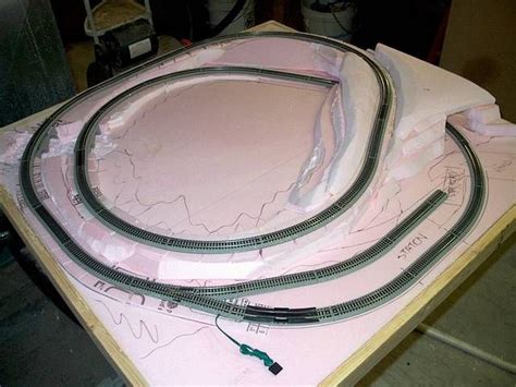 Small Up N Over Ho Scale Bachmann E Z Track N Scale Train Layout Ho