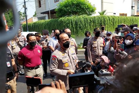 Rekonstruksi Pembunuhan Brigadir J Reka Adegan Diperagakan