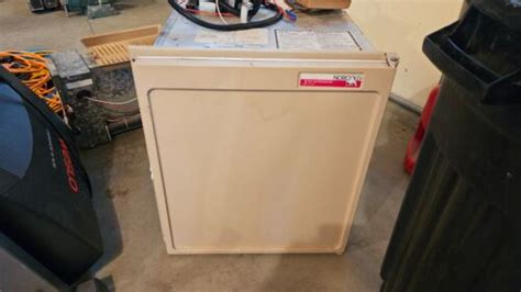 Norcold Rv Refrigerator 323 25 Cubic Feet Ebay