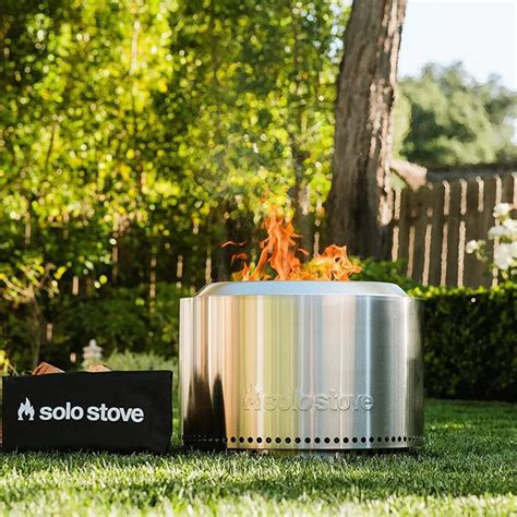 Solo Stove Yukon 2 0 Outdoor Fire Pit Table And Court