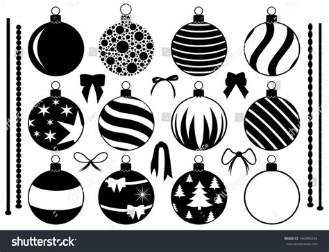 3 111 Bauble Outline Drawings Images Stock Photos Vectors Shutterstock