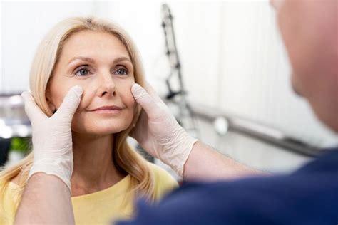 Blefaroplastia que é como é feita e quando é indicada