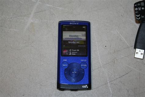 Sony Walkman Nwz E Digital Media Mp Player Gb Blue Tested Working