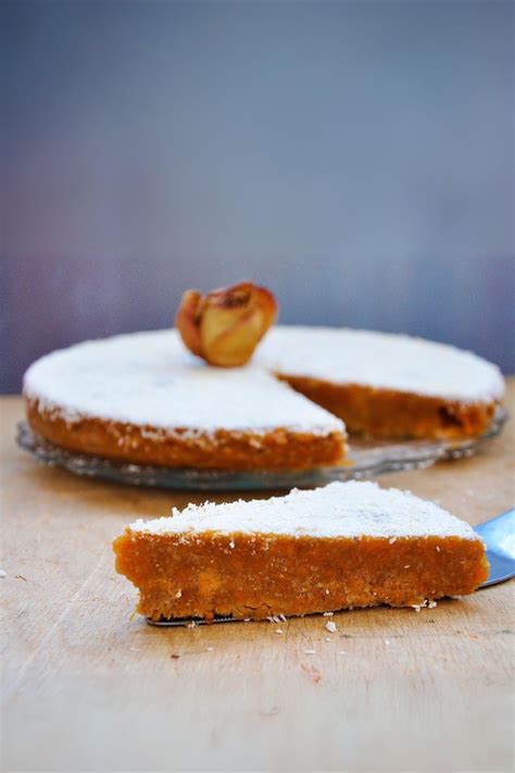 Crustless Pumpkin Pie with Coconut