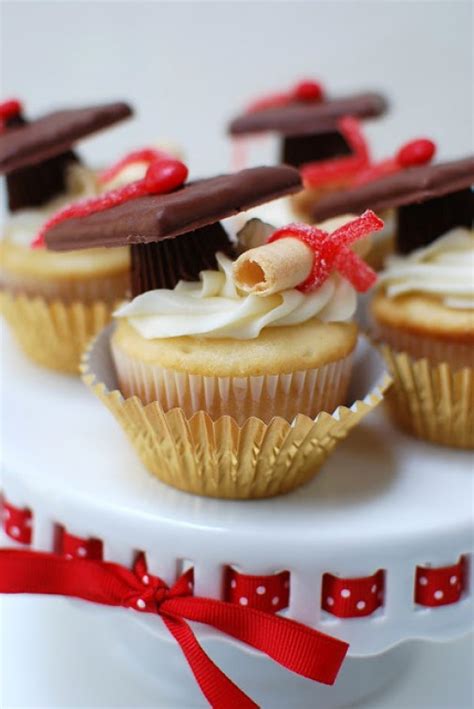 30 Awesome Graduation Party Desserts Oh My Creative