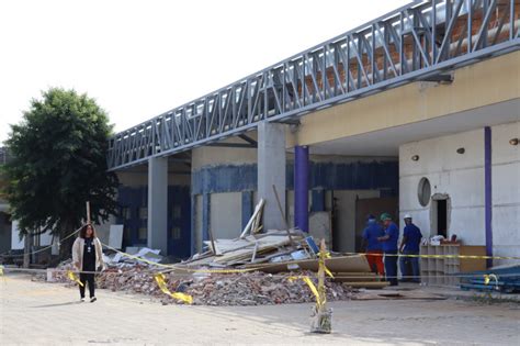 Trabalhador Cai De Andaime Em Obra No Hospital Geral De Guarus Em