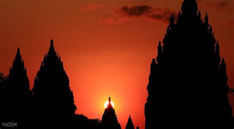 Prambanan Temple Sunset Tour