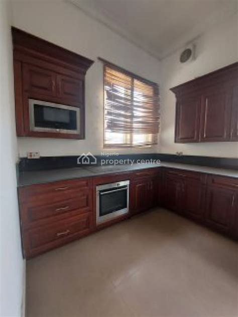 For Rent Spacious Bedroom Flat With A Bq Old Ikoyi Ikoyi Lagos