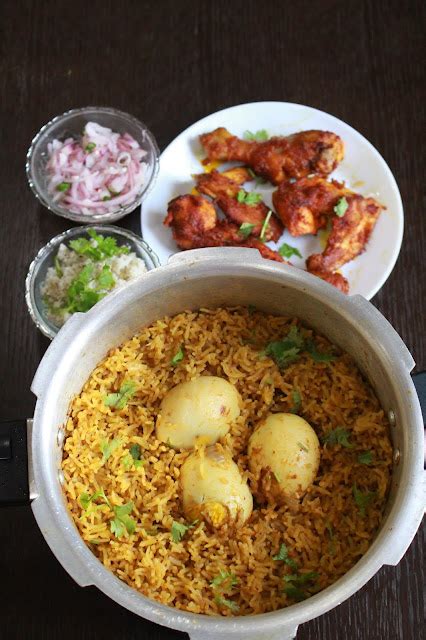 HOW TO MAKE EGG KUSKA BIRYANI IN PRESSURE COOKER Egg Biryani Recipe