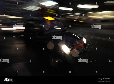 london taxi cab Stock Photo - Alamy