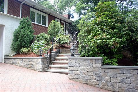 Retaining Wall Cambridge Belmont Ma Premier Pavers And Hardscape Co