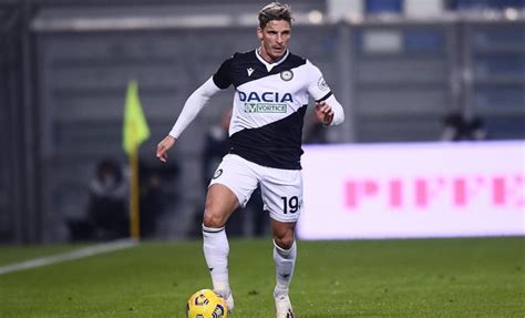 Calciomercato Genoa Stryger Larsen Nel Mirino Le Ultime Calcio News