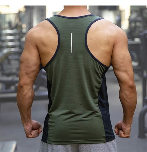 Quick Dry Sleeveless Mens Fitness Workout Tank Top Mens Fitness