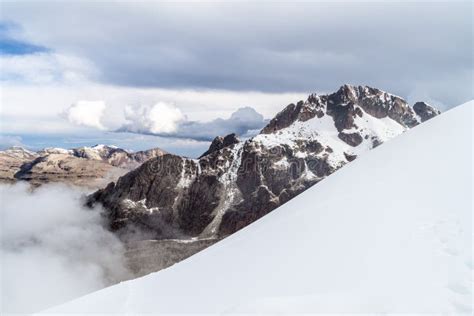 Cordillera Real Mountain Range Stock Image - Image of climbing, potosi ...