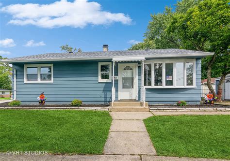 15245 Dorchester Ave Dolton Il 60419 Zillow