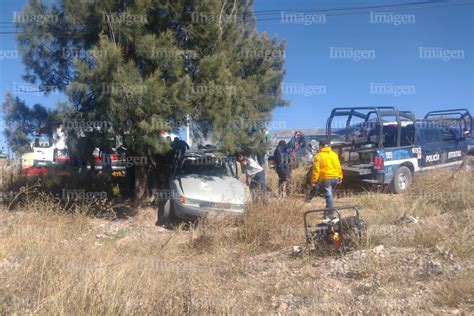 Se Registra Accidente Automovilístico Sobre La Carretera Federal 45