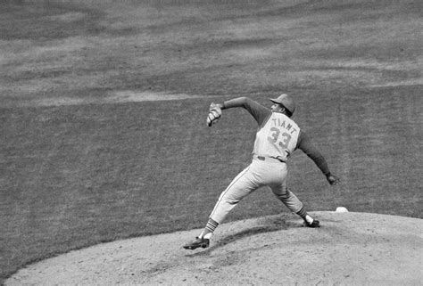 Luis Tiant, colorful 1970s pitching ace, dies at 83 - The Washington Post