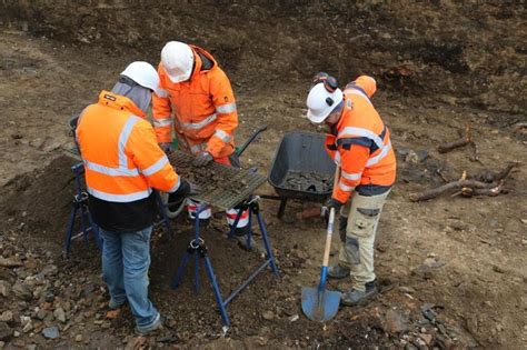 Laval Tout savoir sur le chantier des fouilles archéologiques en cours