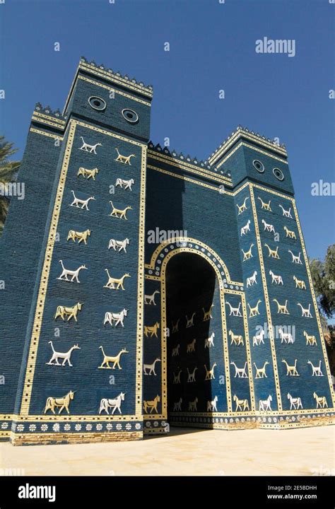 Babilonia Porta Di Ishtar Immagini E Fotografie Stock Ad Alta