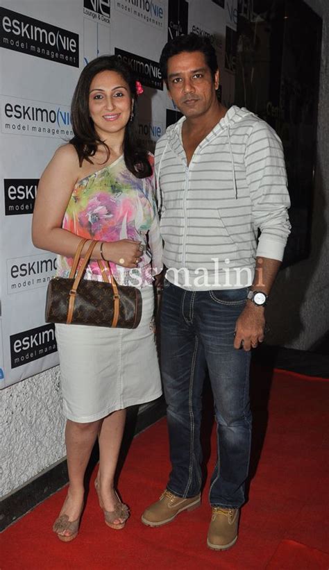 Basab Paul S Launches 6th Annual Eskimo Vie Calender At Vie Lounge In Mumbai Missmalini