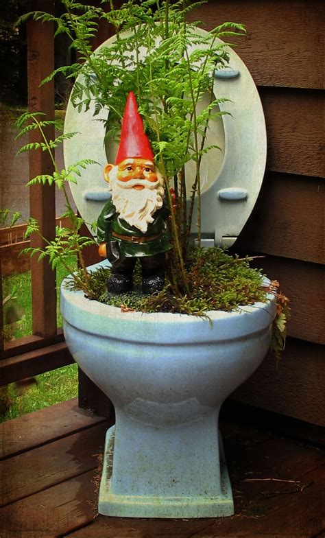 A Very Diy Plant Fertilizer Garden Whimsy Garden Projects Garden Art