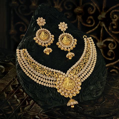 Buy Era Uncut Diamond Necklace Set NSUSNK034992 For Women Online