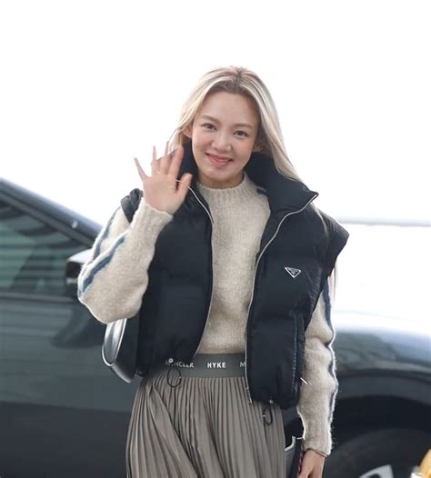 Snsd Charts On Twitter Rt Hyoyeon Updates Hyoyeon At