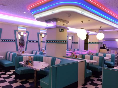 El Auténtico Classic Diner Americano De Los Años 50 Iluminación En