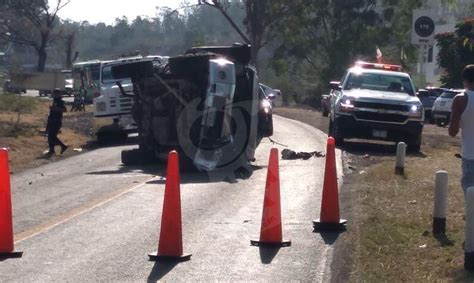 Morelia Choque Entre Camionetas Deja Una Herida Tra An Latas De Cerveza