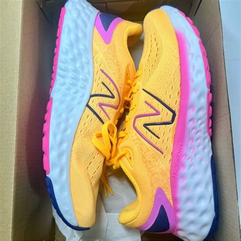 New Balance Shoes New Balance Evos Fresh Foam Canary Womens