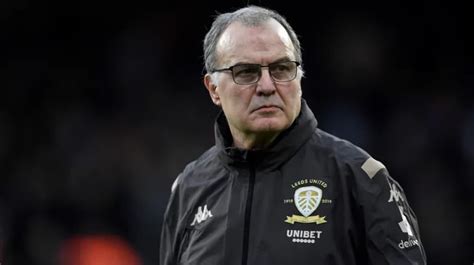 Marcelo Bielsa Cerca De La Selección De Uruguay La Millonaria Cifra