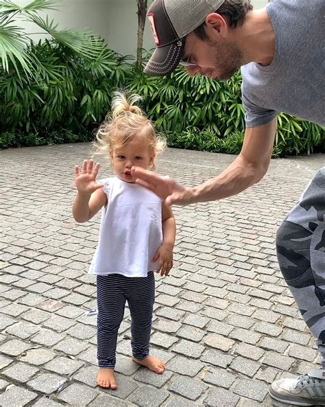 Enrique Iglesias Shares Adorable Video Dancing with Daughter Lucy ...