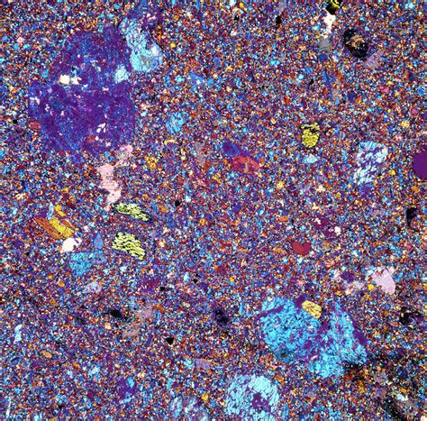 polarised lm   thin section  basalt photograph  science photo