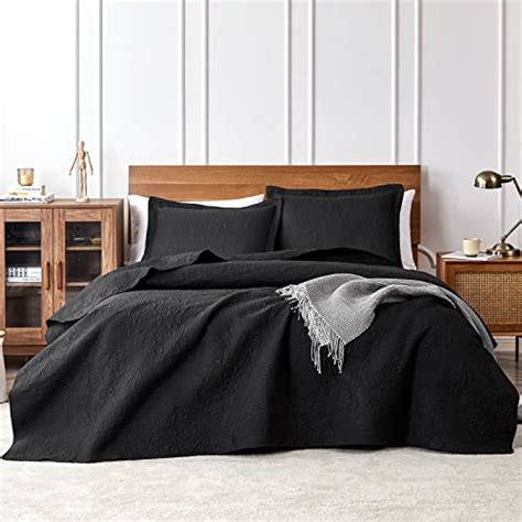 Best Black King Size Quilts For A Stylish Bedroom