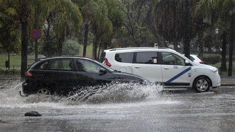 La Aemet Eleva A Naranja El Aviso Por Fuertes Lluvias En Málaga Se