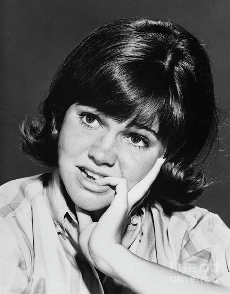 Headshot Of Actress Sally Field By Bettmann